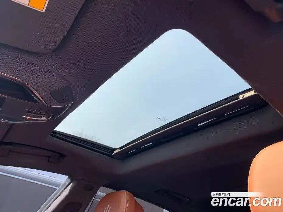 Maserati Quattroporte 2018 3.0 гидро в Москве № 256018, фото 18