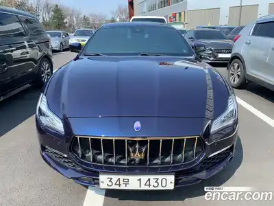 Maserati Quattroporte 2018 3.0 гидро в Москве № 256018, миниатюра 2