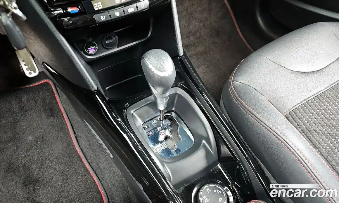 Peugeot 2008 2018 1.5 гидро в Москве № 256243, фото 9