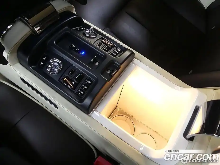 Rolls-Royce Phantom 2013 6.7 гидро в Москве № 256724, фото 16