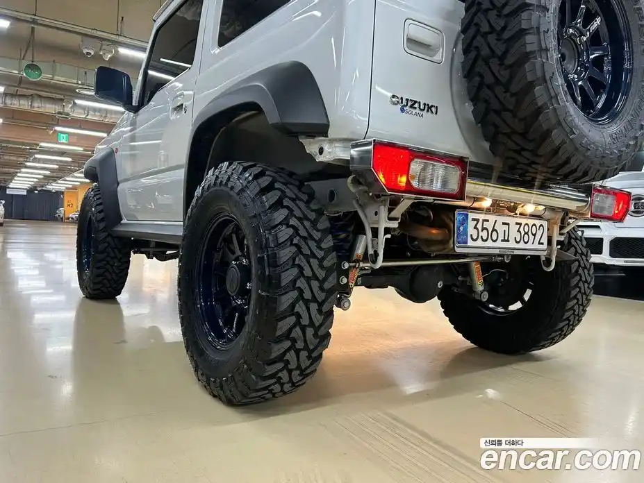 Suzuki Jimny 2023 1.5 гидро в Москве № 257797, фото 6