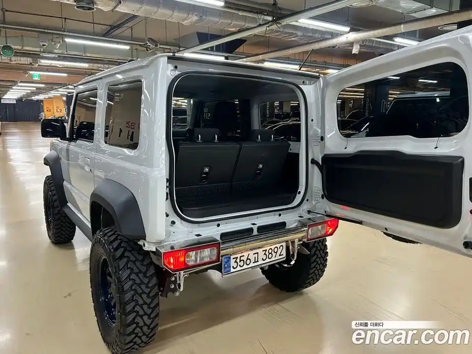 Suzuki Jimny 2023 1.5 гидро в Москве № 257797, фото 7