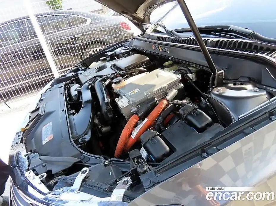 Lincoln MKZ 2015 2.0 вариатор в Москве № 260295, фото 19