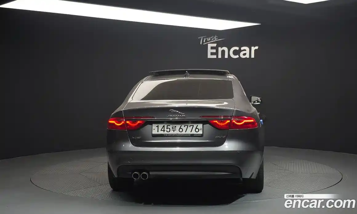 Jaguar XF 2017 2.0 гидро в Москве № 283822, фото 4