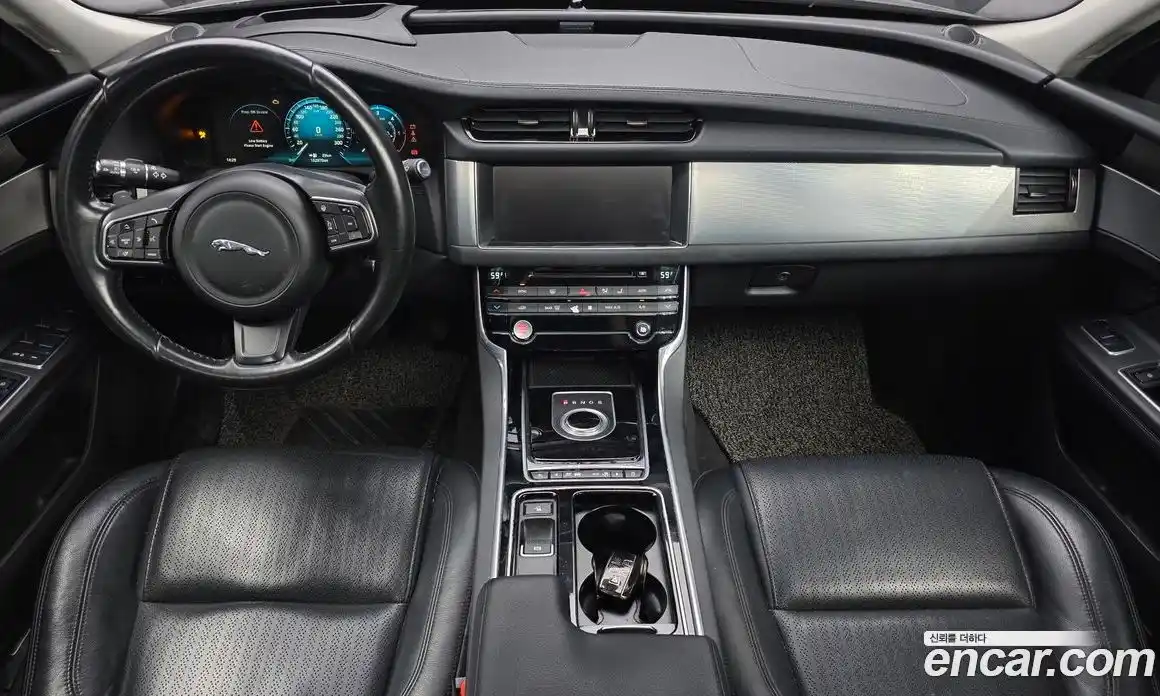 Jaguar XF 2017 2.0 гидро в Москве № 283822, фото 7