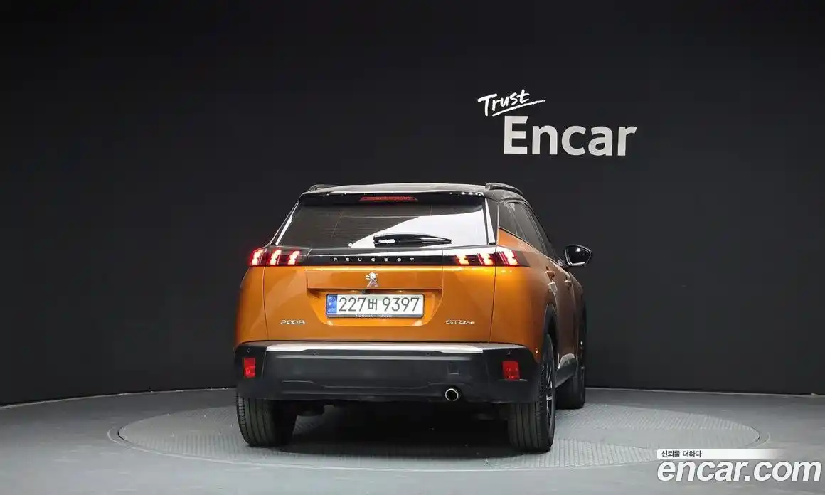 Peugeot 2008 2021 1.5 гидро в Москве № 284281, фото 4