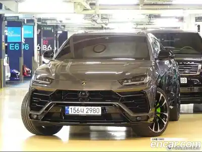 Lamborghini Urus, 2022