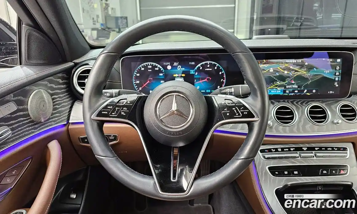 Mercedes-Benz E-Class 2023 2.0 гидро, фото 14