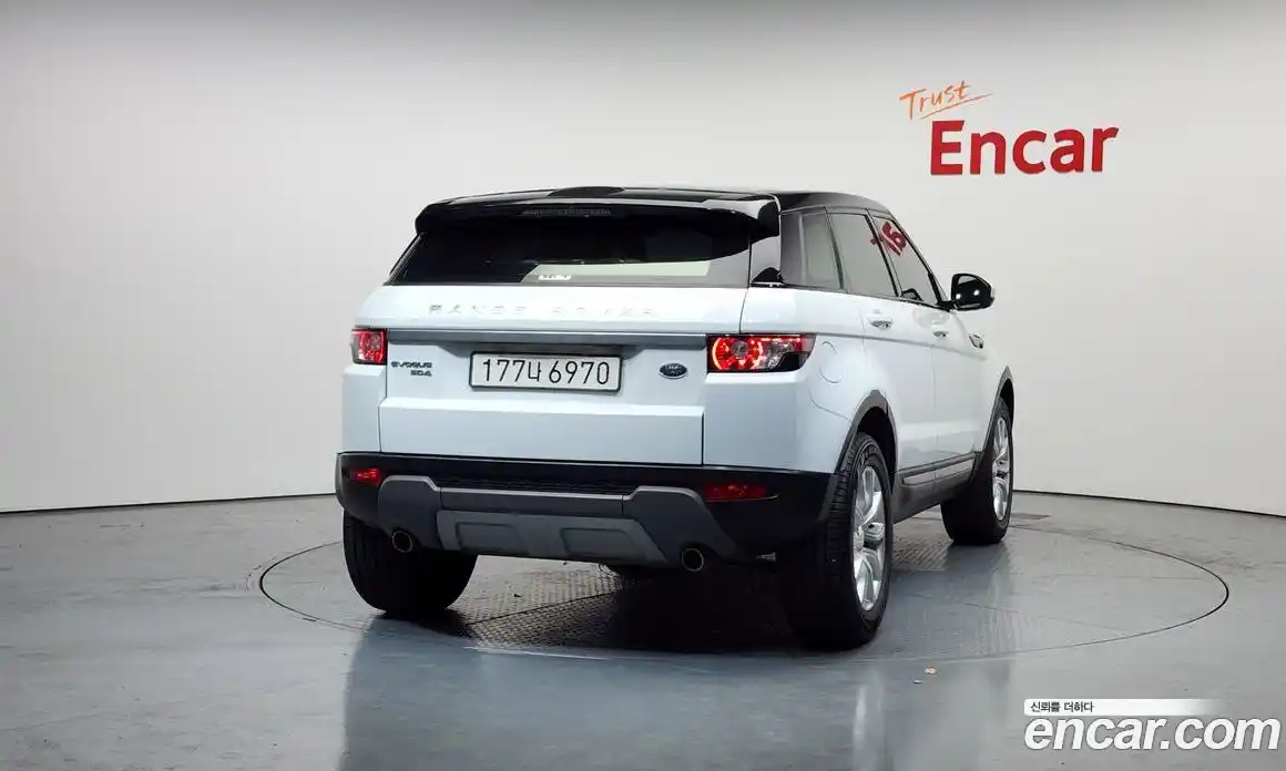 Land Rover Range-Rover Evoque 2015 2.2 гидро в Москве № 298557, фото 4