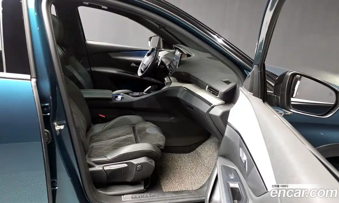 Peugeot 5008 2021 2.0 гидро в Москве № 320536, фото 11