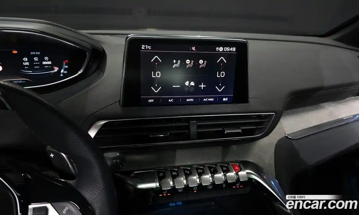 Peugeot 5008 2021 2.0 гидро в Москве № 320536, фото 14