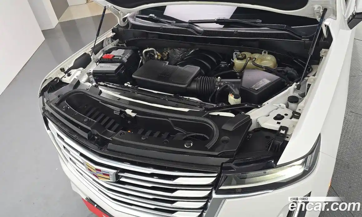 Cadillac Escalade 2021 6.2 гидро в Москве № 320916, фото 6