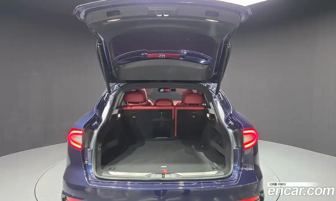 Maserati Levante 2019 3.0 гидро в Москве № 331117, фото 20