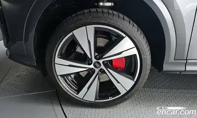 Audi Q5 2025 2.0 гидро в Москве № 343213, миниатюра 5