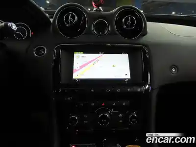 Jaguar XJ 2016 3.0 гидро в Москве № 386507, миниатюра 11