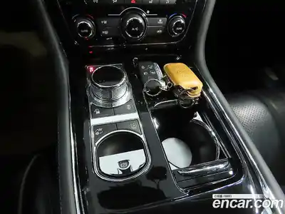 Jaguar XJ 2016 3.0 гидро в Москве № 386507, миниатюра 12