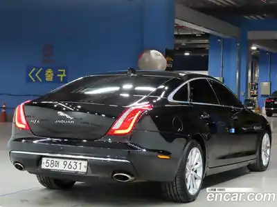 Jaguar XJ 2016 3.0 гидро в Москве № 386507, миниатюра 4