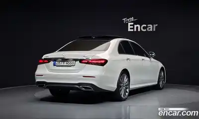 Mercedes-Benz E-Class 2022 2.0 гидро, миниатюра 2