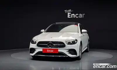 Mercedes-Benz E-Class 2022 2.0 гидро, миниатюра 3