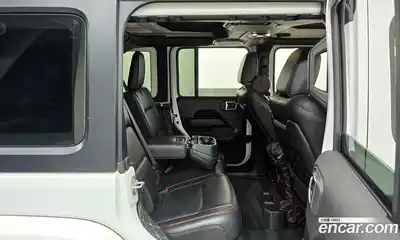 Jeep Wrangler 2022 2.0 гидро в Москве № 472646, миниатюра 12