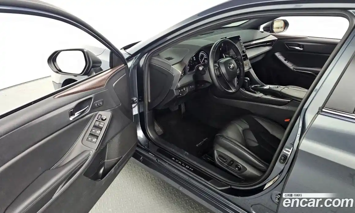 Toyota Avalon 2022 2.5 гидро в Москве № 535447, фото 10