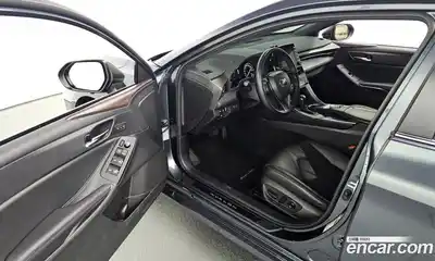 Toyota Avalon 2022 2.5 гидро в Москве № 535447, миниатюра 10