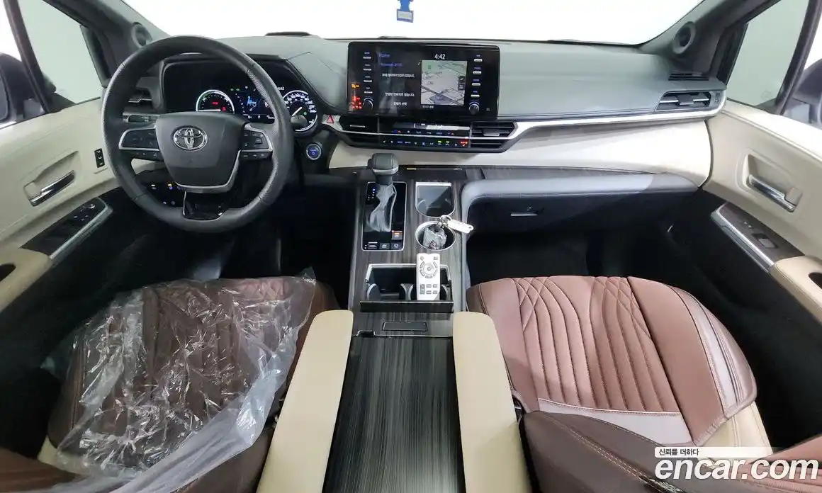 Toyota Sienna 2023 2.5 гидро в Москве № 535498, фото 7