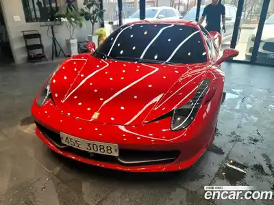 Ferrari 458, 2011