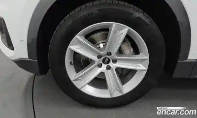Audi Q8 2021 3.0 гидро в Москве № 593009, миниатюра 5