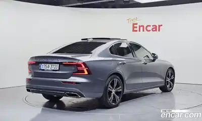 Volvo S60 2021 2.0 гидро в Москве № 593694, миниатюра 2