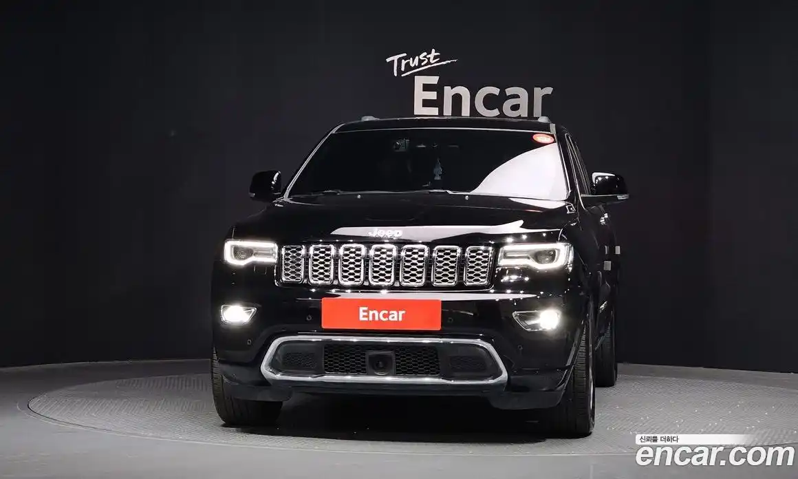 Jeep Cherokee 2018 3.0 гидро в Москве № 609671, фото 3
