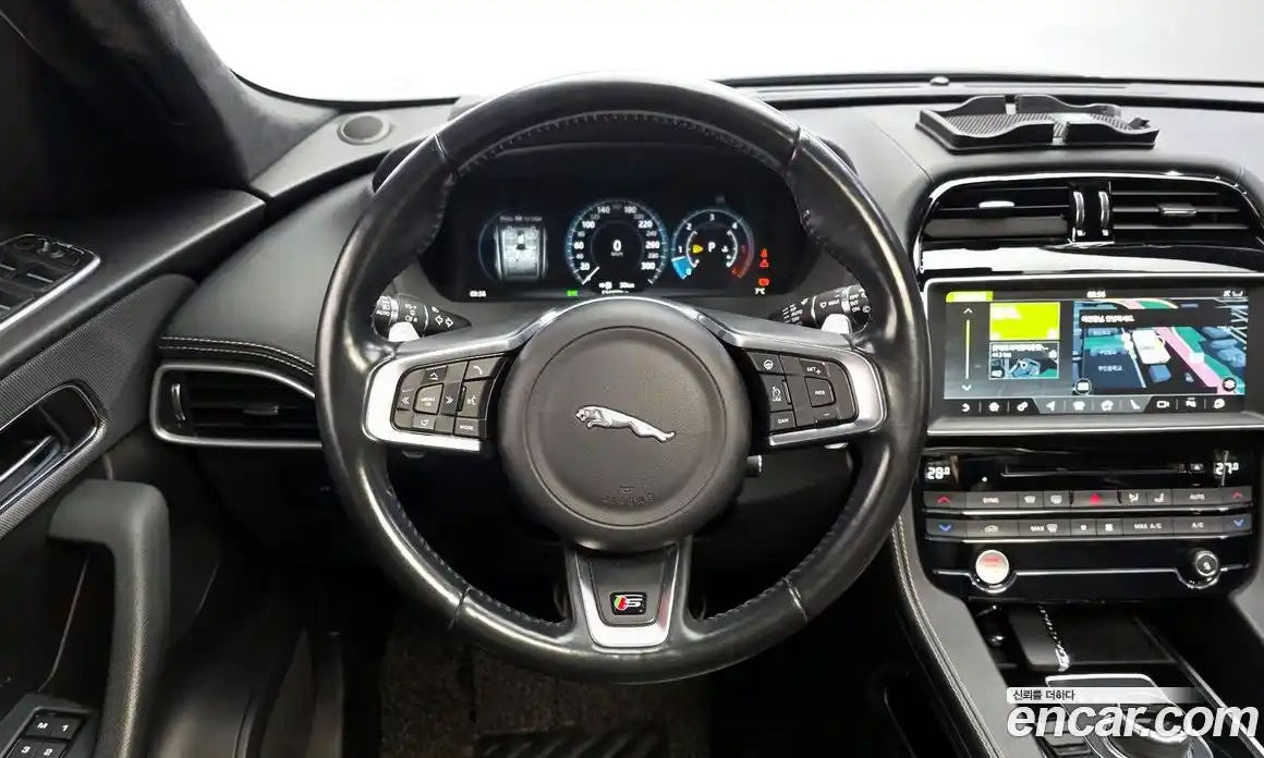 Jaguar F-Pace 2017 3.0 гидро в Москве № 610785, фото 13