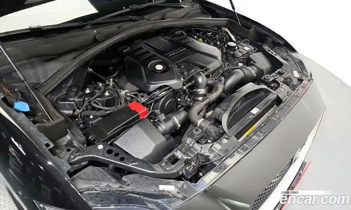 Jaguar F-Pace 2017 3.0 гидро в Москве № 610785, фото 6