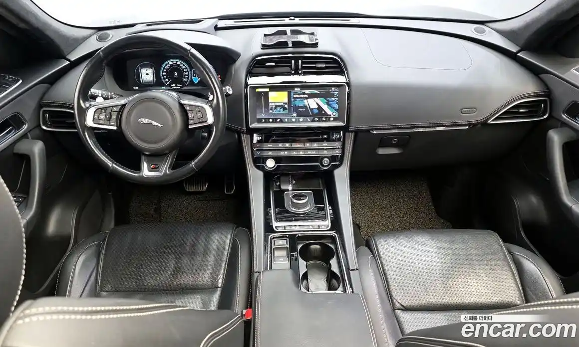 Jaguar F-Pace 2017 3.0 гидро в Москве № 610785, фото 7