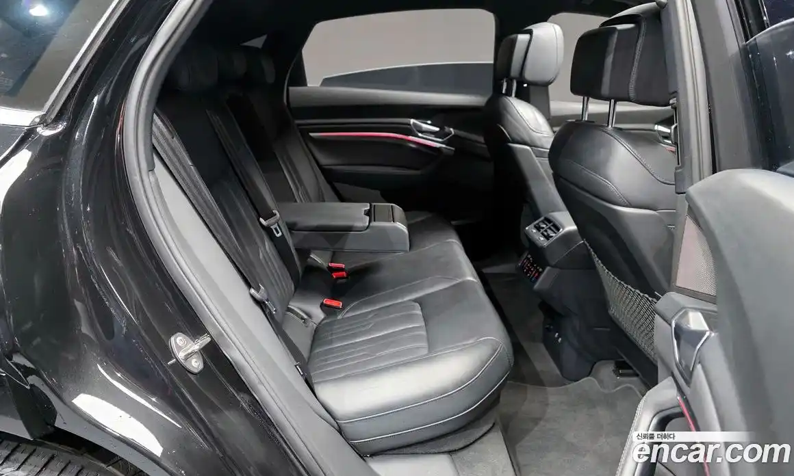 Audi e-tron 2022 0.2 гидро в Москве, фото 12