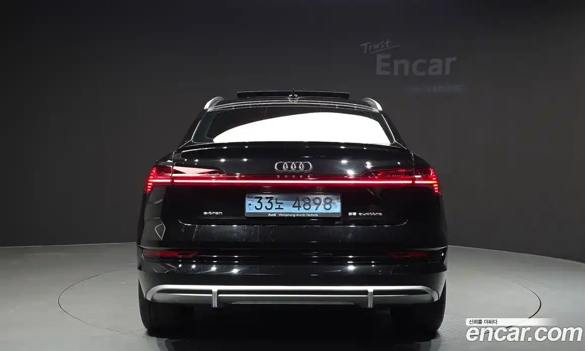 Audi e-tron 2022 0.2 гидро в Москве, фото 4