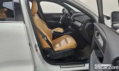 Volvo XC40 2020 2.0 гидро в Москве № 724063, миниатюра 11