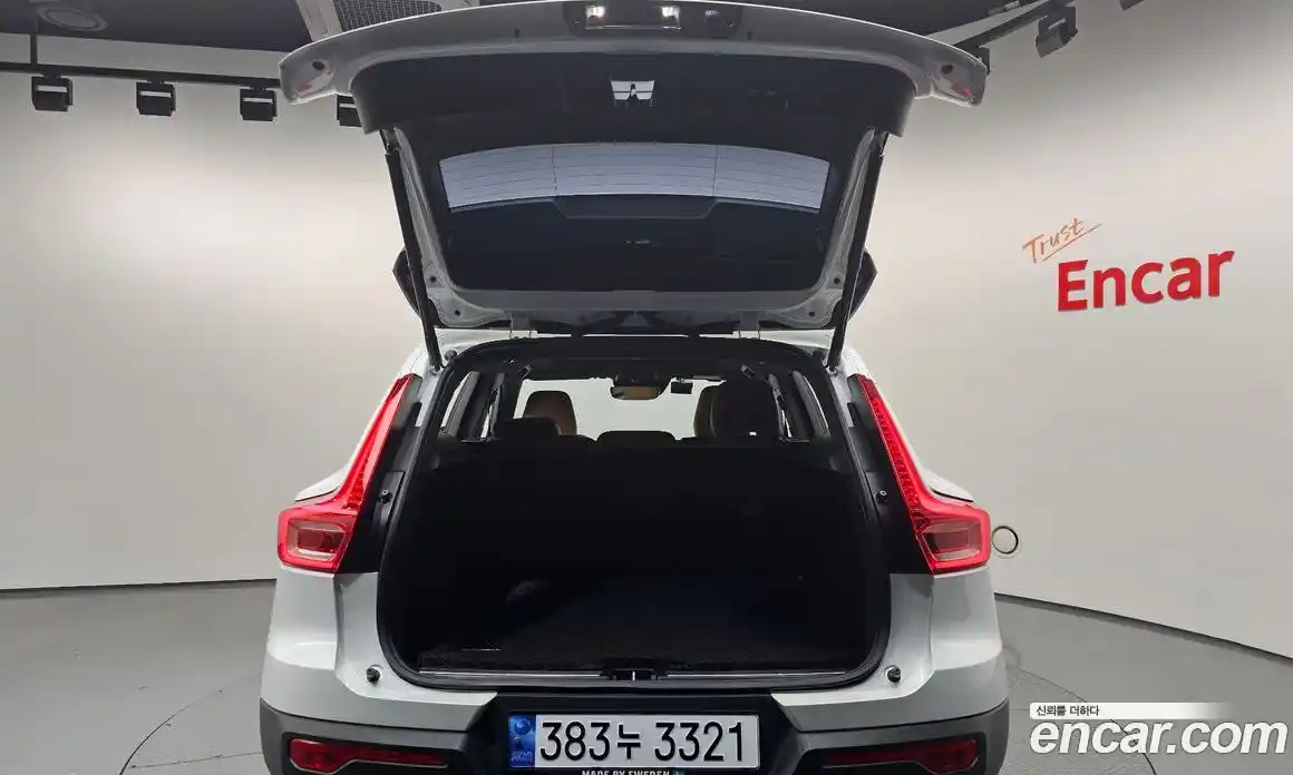Volvo XC40 2020 2.0 гидро в Москве № 724063, фото 20