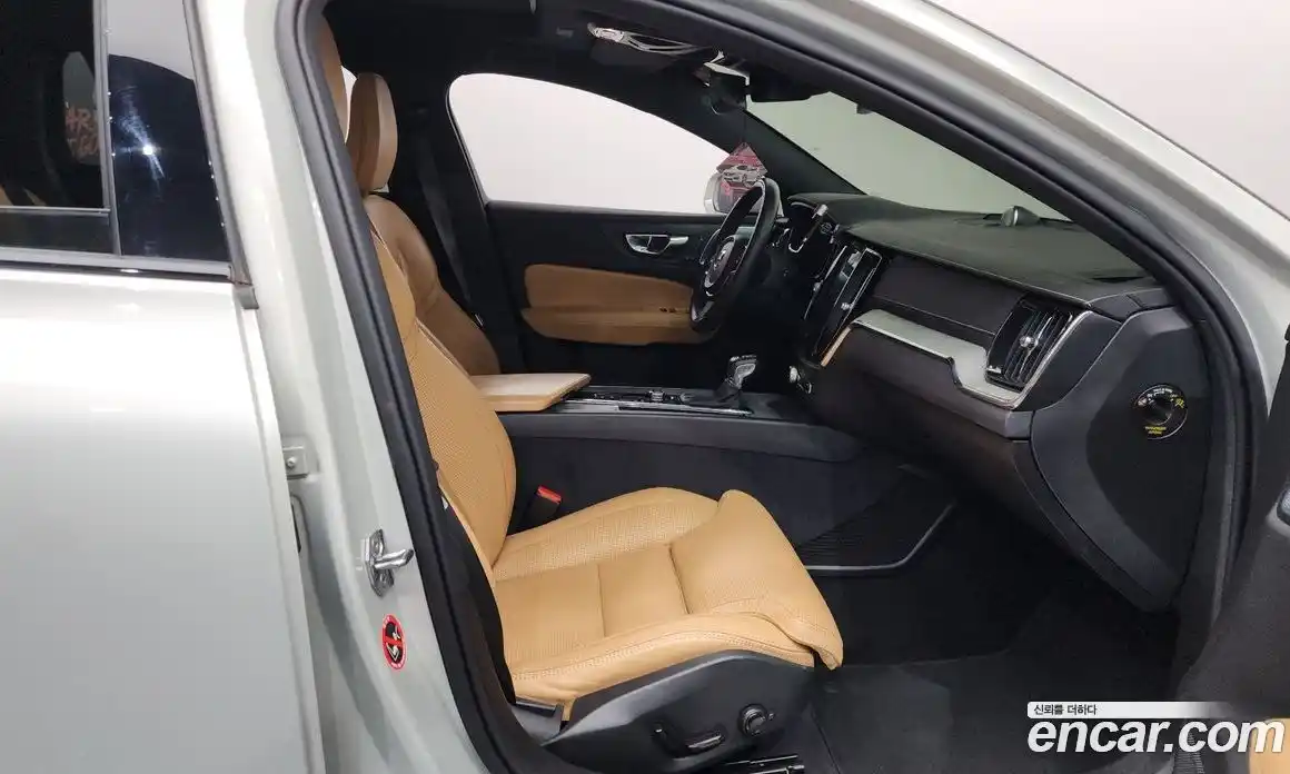 Volvo V60 2020 2.0 гидро в Москве № 724094, фото 11