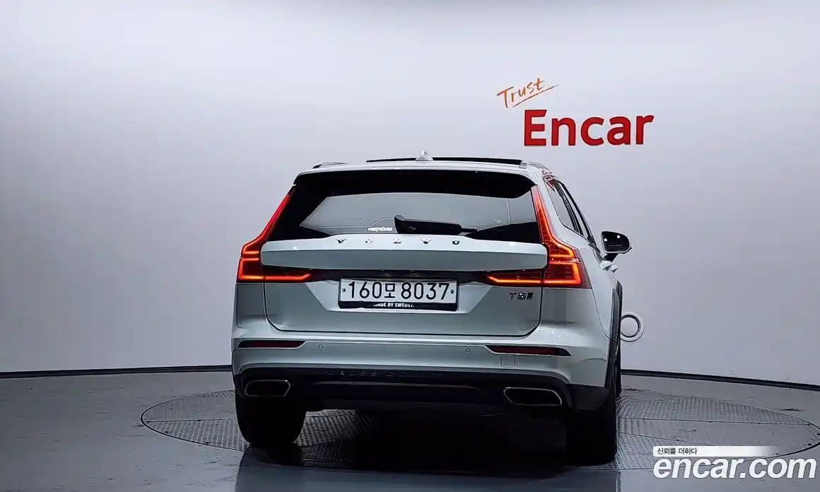 Volvo V60 2020 2.0 гидро в Москве № 724094, фото 4