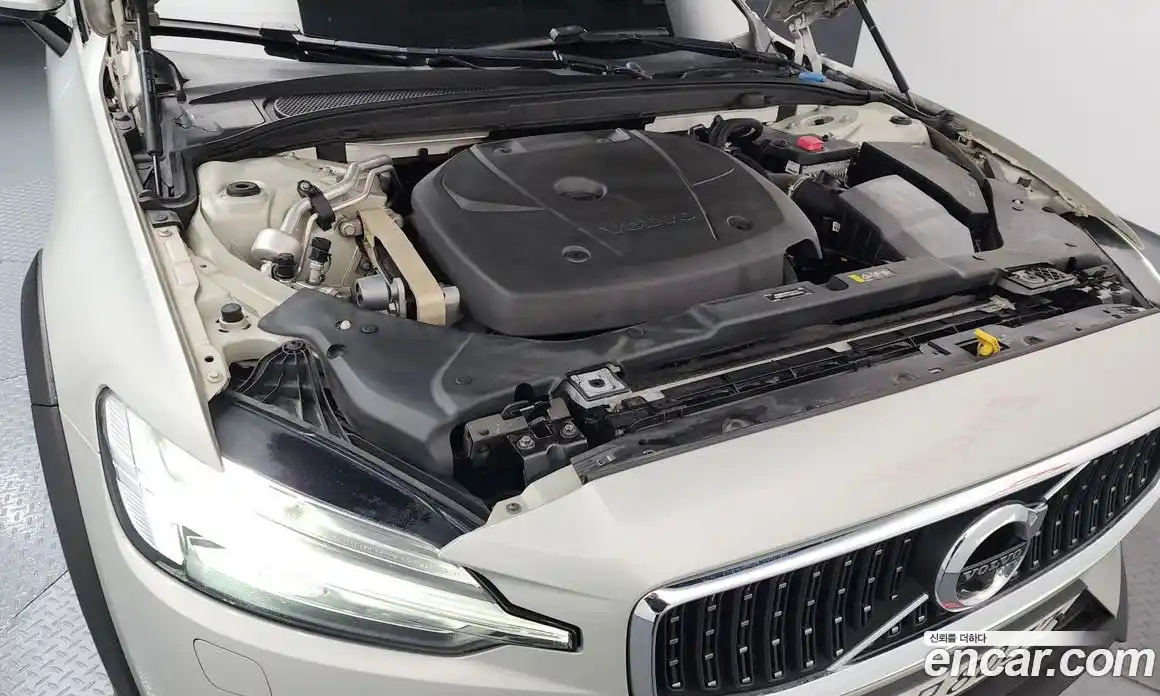 Volvo V60 2020 2.0 гидро в Москве № 724094, фото 6