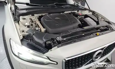 Volvo V60 2020 2.0 гидро в Москве № 724094, миниатюра 6