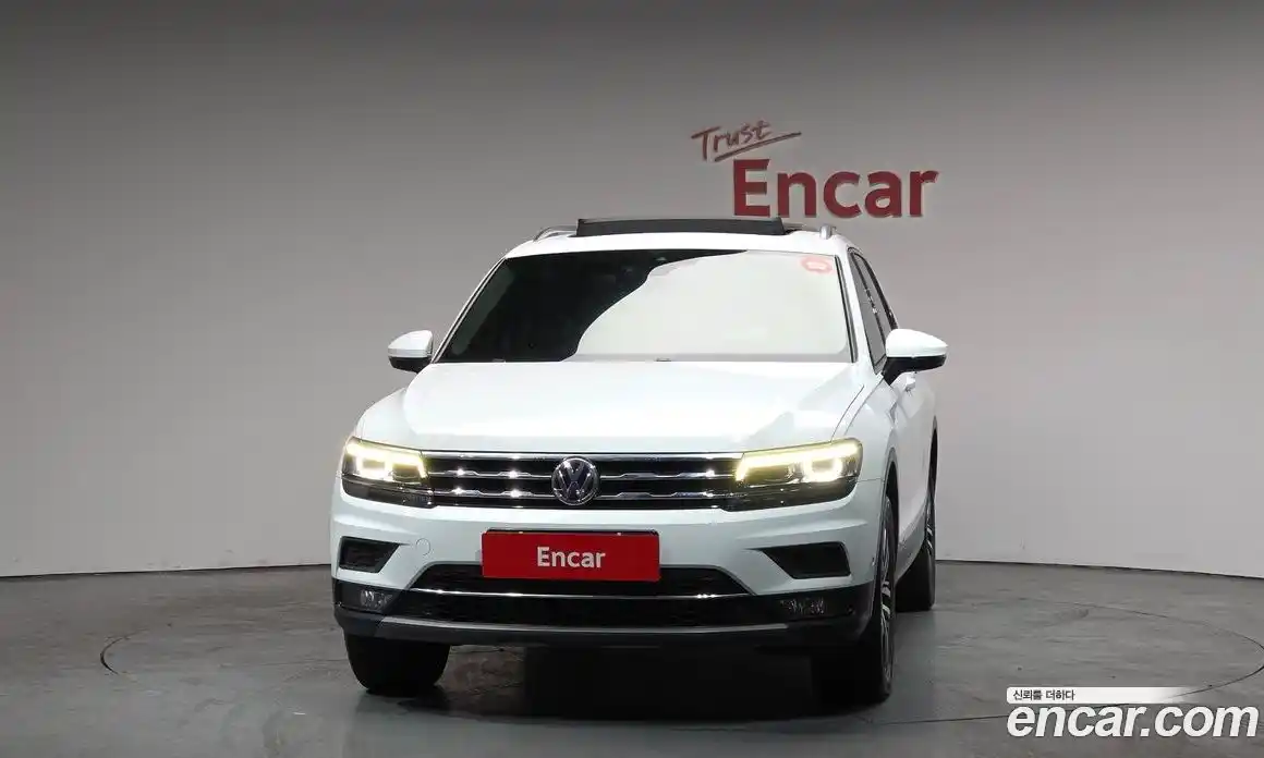 Volkswagen Tiguan 2020 2.0 гидро в Москве № 725116, фото 3