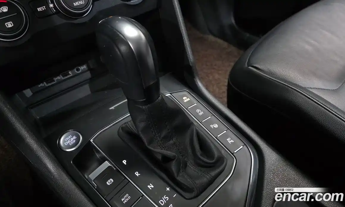 Volkswagen Tiguan 2020 2.0 гидро в Москве № 725116, фото 9