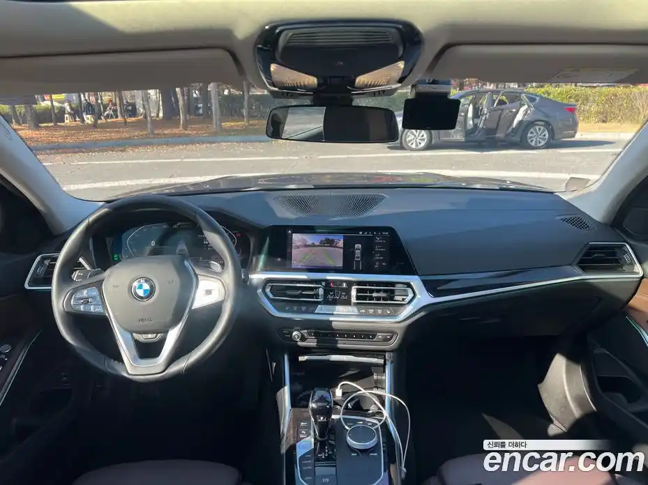 BMW 3-Series 2022 2.0 гидро, фото 12