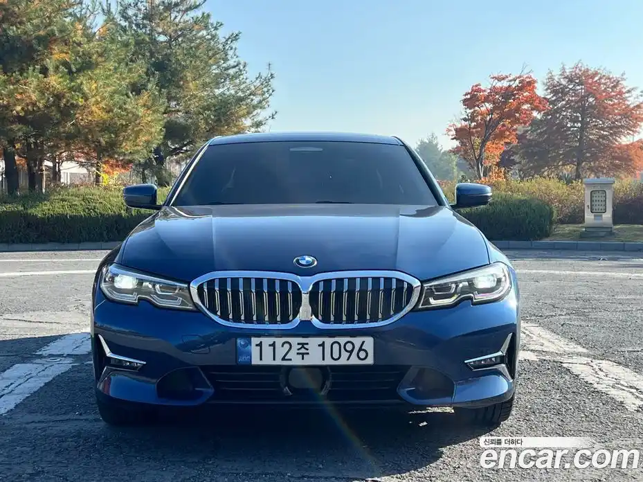 BMW 3-Series 2022 2.0 гидро, фото 3