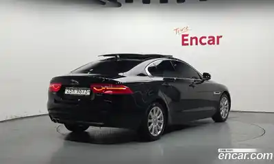 Jaguar XE 2018 2.0 гидро в Москве № 757713, миниатюра 2