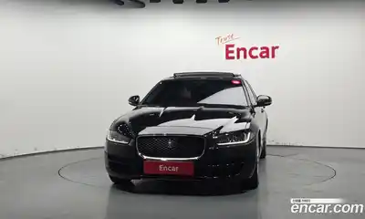 Jaguar XE 2018 2.0 гидро в Москве № 757713, миниатюра 3