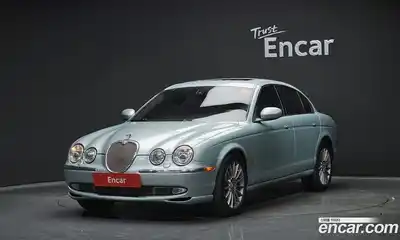 Jaguar S-Type, 2002
