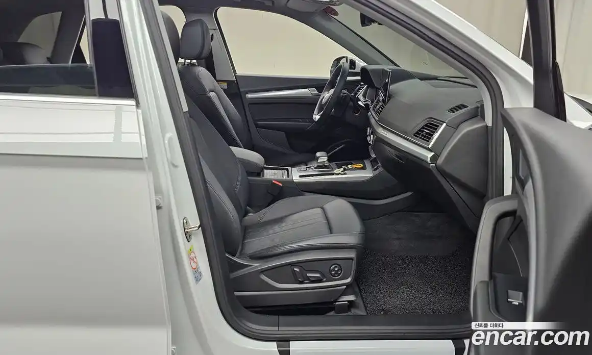 Audi Q5 2023 2.0 гидро в Москве, фото 11